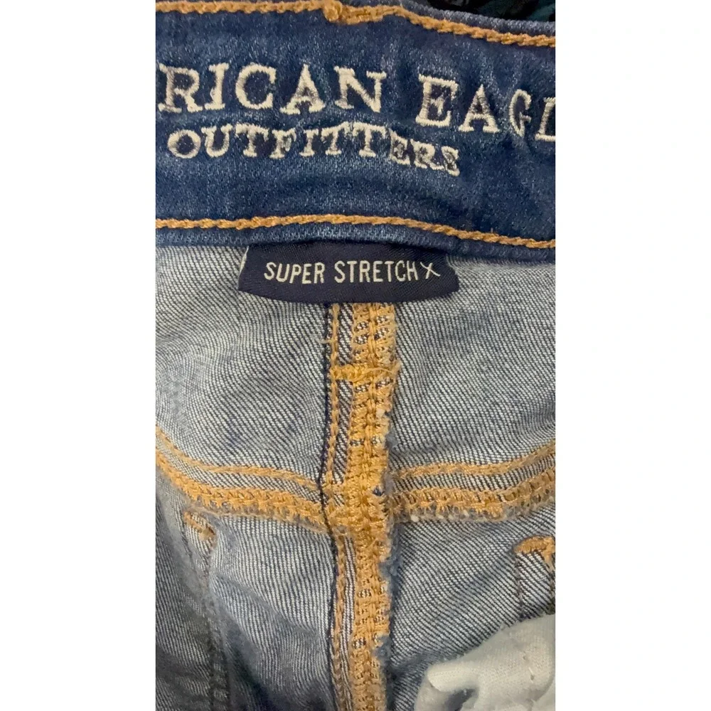 American Eagle AE Super Stretch Denim Shorts 00 Long Distressed Frayed